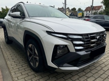 Hyundai Tucson IV 2025 HYUNDAI Tucson 1.6 T-GDi Executive 2WD DCT Suv 150KM 2025