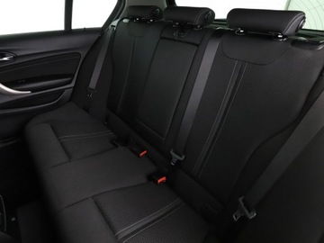 BMW Seria 1 F20-F21 Hatchback 5d Facelifting 2015 118d 150KM 2017 BMW 118 2.0d Automat Advantage Tempomat Nawigacja, zdjęcie 16