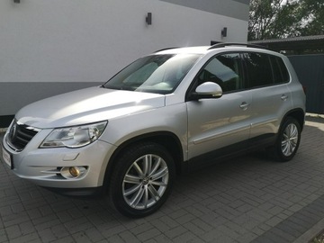 Volkswagen Tiguan I SUV 2.0 TDI CR DPF 140KM 2008 Volkswagen Tiguan 2.0TDI 140KM Klimatronic Isofix, zdjęcie 9