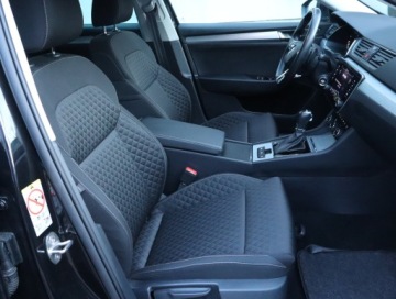 Skoda Superb III Kombi Facelifting 1.5 TSI 150KM 2024 Skoda Superb 1.5 TSI, Salon Polska, Serwis ASO, zdjęcie 8