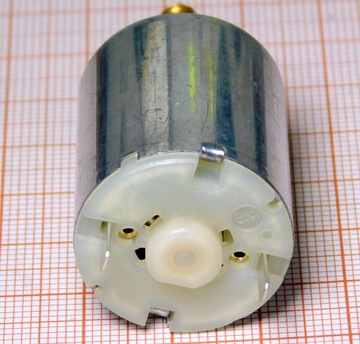 Двигатель 12 В, 2600 об/мин, 1,2 Вт JOHNSON [P61]