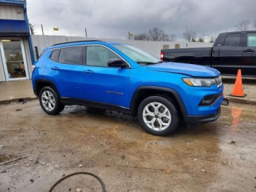 Jeep Compass II 2025 Jeep Compass Latitude 2025 2.0 Benzyna 200KM, zdjęcie 4