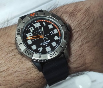 ZEGAREK TIMEX EXPEDITION PODŚWIETLENIEM TW2V40600