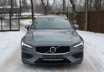 Volvo V60 I Kombi Facelifting 2.0 D3 DRIVE-E 150KM 2018 Volvo V60 Volvo V60 D3 Momentum 2.0 Diesel 150KM, zdjęcie 1