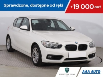 BMW Seria 1 F20-F21 Hatchback 5d Facelifting 2017 118i 136KM 2019 BMW 1 118i, Salon Polska, Klima, Klimatronic