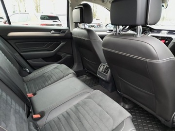 Volkswagen Passat B8 Limousine Facelifting 2.0 TDI SCR 200KM 2021 Volkswagen Passat 2.0 TDI 200KM Elegance DSG, Salo, zdjęcie 22