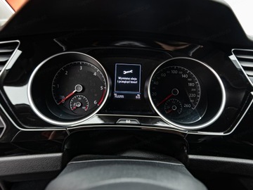 Volkswagen Touran III 2.0 TDI 150KM 2018 VOLKSWAGEN Touran 2.0 TDI DSG Minivan 150KM 2018, zdjęcie 13