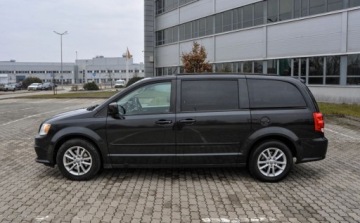 Dodge Caravan V Grand Caravan Facelifting 3.6 VVT 283KM 2014 Dodge Grand Caravan 3,6 (283KM) LPG Automat Lift 2014 r. 3.6 BenzynaLPG, zdjęcie 1