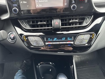Toyota C-HR I Crossover Facelifting 2.0 Hybrid Dynamic Force 184KM 2021 Toyota C-HR 2.0 Hybrid GR Sport, zdjęcie 16