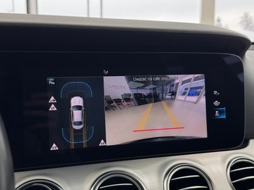 Mercedes Klasa E W213 Limuzyna Facelifting 2.0 E220d 194KM 2021 Mercedes-Benz E 220 4-Matic AMG/Avantgarde / 1 wła, zdjęcie 35