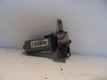 MOTOR REGULACE SEDADLA VOLVO V70 II 974467-104