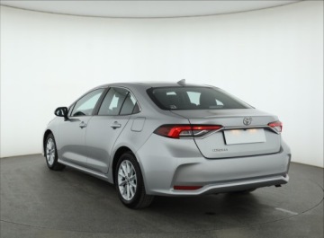 Toyota Corolla XII Sedan 1.5 VVT-i 125KM 2022 Toyota Corolla 1.5 VVT-i, Salon Polska, zdjęcie 3