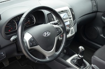 Hyundai i30 I CW Facelifting 1.6 CRDi 115KM 2011 ZAREJESTROWANY 1.6CRDI 116KM KLIMATRONIK PARKTRONIK GWARANCJA, zdjęcie 18