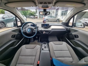 BMW i3 G28 Hatchback i3 Facelifting 94 Ah 170KM 2018 BMW i3 BMW i3 94 Ah Elektryczny 170KM, zdjęcie 17