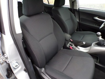 Toyota Auris I Hatchback 5d Facelifting 1.4 D-4D 90KM 2011 Toyota Auris NAVI KLIMATRONIC 1,4 /90KM, zdjęcie 18