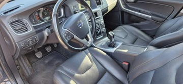 Volvo V60 I Kombi Facelifting 2.0 D4 DRIVE-E 181KM 2015 Volvo V60 Jeden Właściciel 2.0 181KM D4, zdjęcie 16