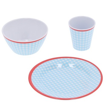 Набор салатников из искусственного фарфора.