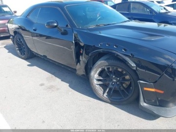 Dodge Challenger III 2023 Dodge Challenger RT Scat Pack Widebody 2023 6.4l 6.4 Benzyna 485KM, zdjęcie 7