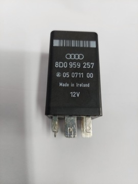 AUDI A4 B5 VW PRZEKAŻNIK 8D0959257 365 OK