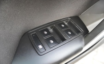 Opel Insignia I Sports Tourer 1.6 Turbo ECOTEC 180KM 2009 Opel Insignia Bezwypadkowy Serwisowany 1-Wlasciciel Navi Sport Xenon Turbo, zdjęcie 31