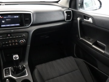 Kia Sportage IV SUV Facelifting 1.6 T-GDI 177KM 2019 Kia Sportage 1.6 T-GDI, Salon Polska, Serwis ASO, zdjęcie 7