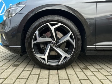 Volkswagen Passat B8 Variant Facelifting 2.0 TDI SCR 150KM 2021 Volkswagen Passat Dynamic LED! ACC! APP! Virtual C, zdjęcie 28