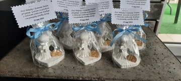 Ангелы благодарности, Первое причастие, гипсовые фигурки.