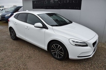 Volvo V40 II 2017 Volvo V40 Lift Duza-Navi Full-LED Klimatronic Tempomat Ambiente AluFelgi, zdjęcie 37