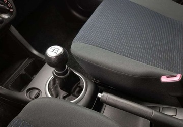 Suzuki Swift IV Hatchback 5d 1.3 92KM 2010 Suzuki Swift Suzuki Swift 2010 1.3 16V Klima Bezwypadkowy 1.3 Benzyna 92KM, zdjęcie 33