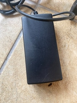 БЛОК ПИТАНИЯ 20В 2,5А 50ВТ HITEK PLUG 5,5х2,5мм с кабелем питания. полный