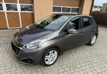 Peugeot 208 I Hatchback 5d Facelifting 1.2 PureTech 82KM 2018 Peugeot 208 1,2 83KM Klimatyzacja Serwis 1.2 Benzyna 83KM, zdjęcie 11