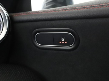 Mercedes CLA C118/X118 Shooting Brake Plug-In 1.3 250e 218KM 2020 Mercedes CLA 250 FV23% PHEV full LED, zdjęcie 39