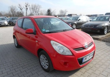Hyundai i20 I Hatchback 5d 1.2 DOHC 78KM 2010 Hyundai i20 Hyundai i20 I 1.2 benzyna 78 KM 1.2 Benzyna 78KM, zdjęcie 2