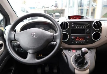 Peugeot Partner II Tepee Facelifting 2015 1.6 BlueHDi 100KM 2016 Peugeot Partner Climatronic, PDC, Tempomat, FVAT-Marza 1.6 Diesel 99KM, zdjęcie 15