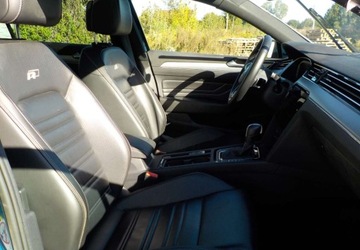 Volkswagen Passat B8 Variant Facelifting 2.0 TDI SCR 150KM 2022 Volkswagen Passat R-line Okazja 2.0 Diesel 150KM, zdjęcie 16