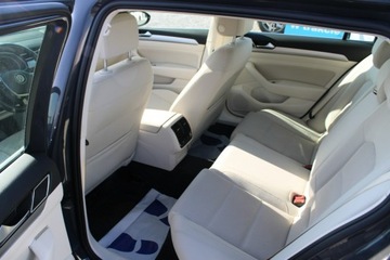 Volkswagen Passat B8 Limousine Facelifting 1.5 TSI EVO 150KM 2019 Volkswagen Passat ESSENCE LED, zdjęcie 25