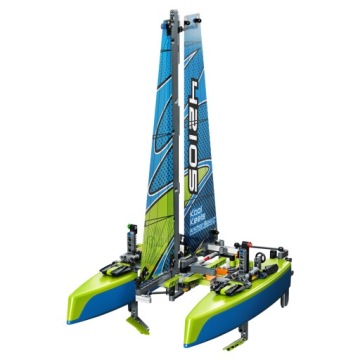 LEGO ТЕХНИК КАТАМАРАН 42105