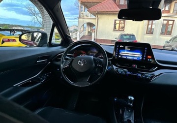 Toyota C-HR I Crossover 1.8 Hybrid 122KM 2018 Toyota C-HR 1.8 Hybryda 122KM, zdjęcie 8