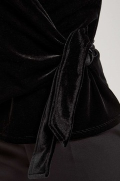 Велюровая блузка М от MOODO