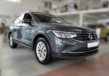 НАКЛАДКА БОКОВИНЫ БАГАЖНИКА VW TIGUAN II