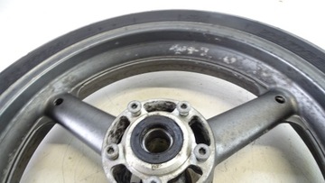 Suzuki GSXR GSX-R 750 600 SRAD возле переднего обода