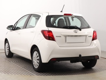 Toyota Yaris III Hatchback 5d Facelifting 1.0 VVT-i 69KM 2015 Toyota Yaris 1.0 VVT-i, Salon Polska, Klima, zdjęcie 3