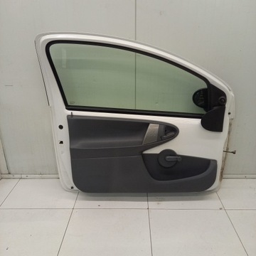 DVEŘE LEVÝ PŘEDNÍ 3D PEUGEOT 107 CITROEN C1