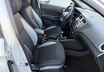 Hyundai i20 II Coupe 1.2 MPI 84KM 2017 Hyundai i20 1.2i LEDY Klima Alu Extra stan 1.2 Benzyna 84KM, zdjęcie 7