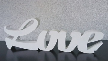 любовная надпись 3D буквы связаны