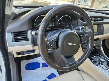 Jaguar XF II Sedan 3.0 V6 340KM 2017 JAGUAR XF V6 3.0l benzyna 340KM Bezwypadkowy Pedantycznie zadbany, zdjęcie 8