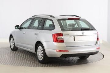 Skoda Octavia III Kombi 1.6 TDI CR DPF 110KM 2015 Skoda Octavia 1.6 TDI, Salon Polska, Klima, zdjęcie 3