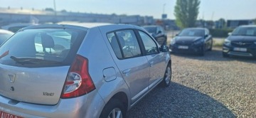 Dacia Sandero I Hatchback 5d 1.2 16v eco2 75KM 2010 Dacia Sandero klima mały przebieg, zdjęcie 6