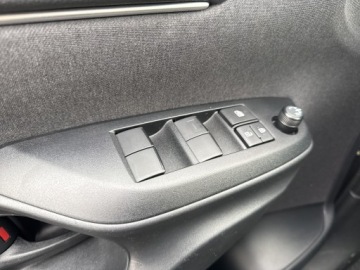 Toyota Yaris IV Hatchback 1.5 Hybrid Dynamic Force 116KM 2024 Toyota Yaris Hybrid 1.5 Style IV (2020-) Hybrid 1., zdjęcie 16