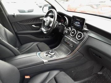 Mercedes GLC C253 SUV 2.1 220 d 170KM 2018 Mercedes-Benz GLC 220 AMG Line/4-MATIC/Kamera 360°, zdjęcie 15